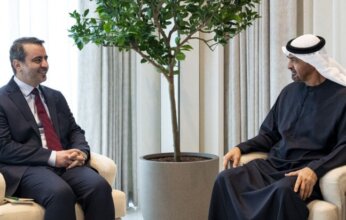 رئيس الإمارات يبحث مع وزير الخارجية السوري تعزيز التعاون الاقتصادي والتنموي ومستجدات المنطقة