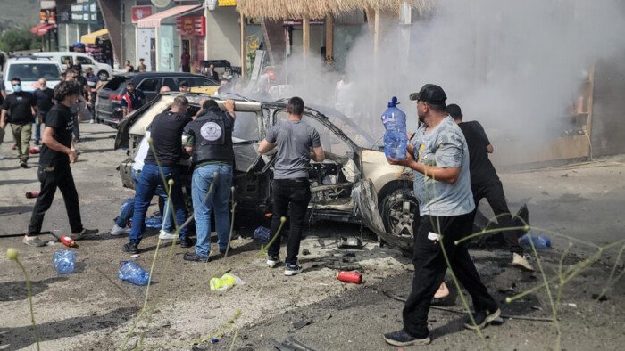 مقتل 5 أشخاص في غارات إسرائيلية مكثفة على النبطية جنوب لبنان مقتل 5 أشخاص في غارات إسرائيلية مكثفة على النبطية جنوب لبنان