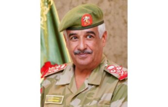 البحرين.. رئيس الحرس الوطني يجتمع مع رئيس جهاز الاستخبارات العسكري الباكستاني