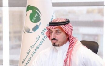 "شكرًا لكل من ساندنا".. استقالة رئيس اتحاد الكرة السعودي من منصبه
