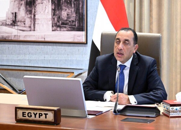 مدبولي يُلقي كلمة مصر خلال الاجتماع الافتراضي لرؤساء الدول والحكومات الإفريقية حول "إيبولا"