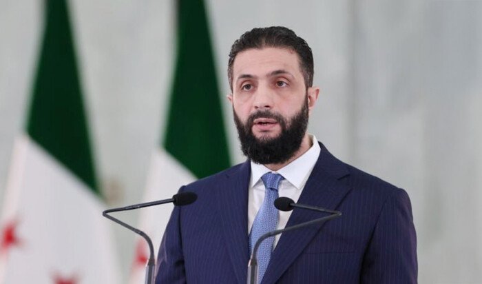 الشرع: ما يُشاع عن دخول سوريا إلى لبنان غير صحيح وترسيم الحدود ليس أولوية حاليًا الشرع: ما يُشاع عن دخول سوريا إلى لبنان غير صحيح وترسيم الحدود ليس أولوية حاليًا