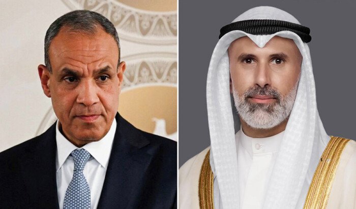 الكويت.. وزير الخارجية يبحث هاتفياً مع نظيره المصري تطورات الأحداث في المنطقة الكويت.. وزير الخارجية يبحث هاتفياً مع نظيره المصري تطورات الأحداث في المنطقة