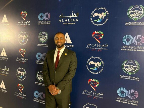 هشام عوض: مصر وجهة جاذبة للاستثمارات العربية ومجموعة العلياء تمتلك فرصًا واعدة للنجاح هشام عوض: مصر وجهة جاذبة للاستثمارات العربية ومجموعة العلياء تمتلك فرصًا واعدة للنجاح