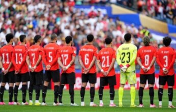 لاعب "الفراعنة" يحذف كل صوره بقميص المنتخب