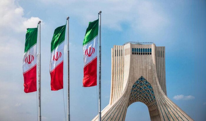 طهران: مشكلتنا الرئيسية في المفاوضات مع واشنطن مواقفها المتناقضة