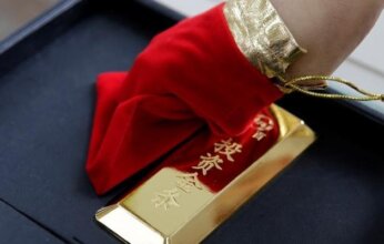 الصين تتجه لتحديث قواعد تجارة الذهب وتبسيط إجراءات الاستيراد والتصدير