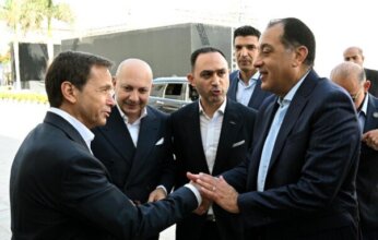 بث مباشر.. رئيس الوزراء المصري يفتتح خط الإنتاج الجديد للسيارة "ماجنايت" بشركة نيسان