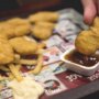 خبراء تغذية يحذرون من الإفراط في الكاتشب: سكر خفي واضطرابات محتملة في الجهاز الهضمي 3 khaligyoun40371