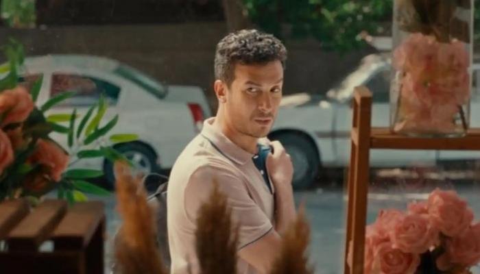«ورد على فل وياسمين» يبكي زوجة أحمد عبد الوهاب «ورد على فل وياسمين» يبكي زوجة أحمد عبد الوهاب