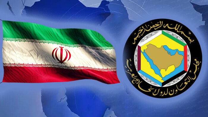 توتر جديد في مضيق هرمز.. إيران تشدد الرقابة والخليج يدعو لحماية حرية الملاحة