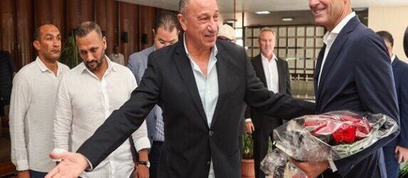 رسميًا.. الأهلي المصري يعلن انتهاء التعاقد مع توروب وجهازه المعاون بالتراضى
