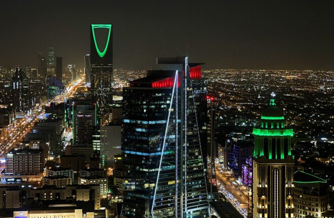 البطالة بين السعوديين تقترب من أدنى مستوى تاريخي البطالة بين السعوديين تقترب من أدنى مستوى تاريخي