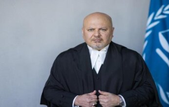 أزمة تهز الجنائية الدولية.. تعليق عمل كريم خان وسط اتهامات خطيرة.. ماذا يحدث في الكواليس؟