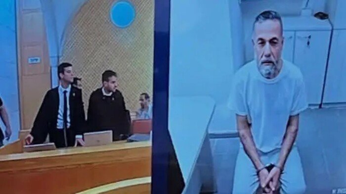 صورة متداولة لأول ظهور للدكتور حسام أبو صفية خلال محاكمته تثير موجة غضب صورة متداولة لأول ظهور للدكتور حسام أبو صفية خلال محاكمته تثير موجة غضب