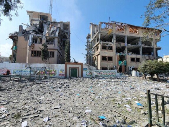 "التعليم الفلسطينية" تكشف عن استشهاد أكثر من 21 ألف طالب ومعلم في غزة والضفة منذ أكتوبر 2023