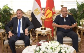 محافظ بورسعيد يستقبل مجلس إدارة النادي المصري واللاعبين أبطال كأس عاصمة مصر
