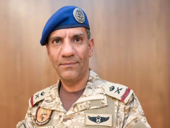 تحالف دعم الشرعية: الدفاعات الجوية السعودية اعترضت صواريخ باليستية أطلقها الحوثيون
