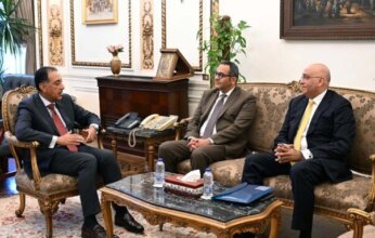مصر.. رئيس الوزراء يستقبل الرئيس التنفيذي الجديد لجهاز تنمية المشروعات المتوسطة والصغيرة ومتناهية الصغر