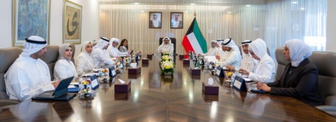 رئيس الوزراء الكويتي يترأس اجتماع اللجنة الوزارية لمتابعة المشاريع التنموية الكبرى رئيس الوزراء الكويتي يترأس اجتماع اللجنة الوزارية لمتابعة المشاريع التنموية الكبرى