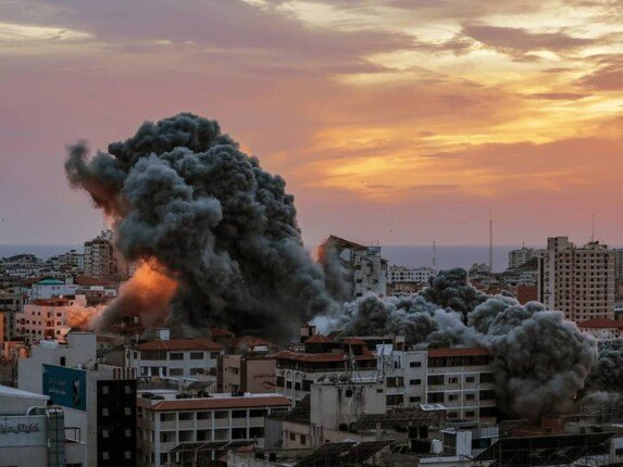 استشهاد 6 فلسطينيين وإصابة آخرين في غارات إسرائيلية متفرقة على قطاع غزة استشهاد 6 فلسطينيين وإصابة آخرين في غارات إسرائيلية متفرقة على قطاع غزة