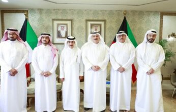 وزير الصحة الكويتي يبحث مع وفد جامعة الخليج العربي تعزيز التعاون الصحي والأكاديمي