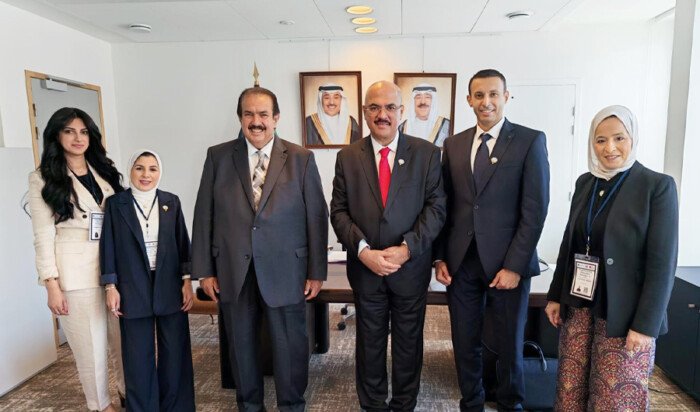 وزير التربية يبحث مع «اليونسكو» سُبل تعزيز التعاون وتطوير التعليم في الكويت وزير التربية يبحث مع «اليونسكو» سُبل تعزيز التعاون وتطوير التعليم في الكويت