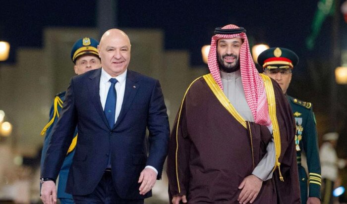 السعودية.. ولي العهد يبحث مع الرئيس اللبناني آخر المستجدات في لبنان والمنطقة السعودية.. ولي العهد يبحث مع الرئيس اللبناني آخر المستجدات في لبنان والمنطقة