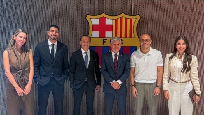 منتصف أغسطس.. الأهلي يواجه برشلونة الإسباني منتصف أغسطس.. الأهلي يواجه برشلونة الإسباني