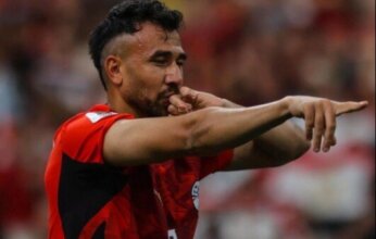 تريزيجيه يقترب من دوري "روشن" وإنهاء مشواره مع الأهلي
