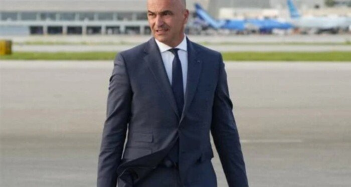 بعد وداع المونديال.. رحيل روبرتو مارتينيز عن تدريب البرتغال بعد وداع المونديال.. رحيل روبرتو مارتينيز عن تدريب البرتغال