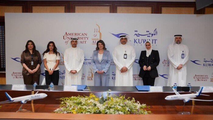 الكويتية الجوية: "الكويتية" و"الجامعة الأمريكية" توقّعان مذكرة تفاهم لتعزيز التعاون الأكاديمي والتدريب المهني 2 khaligyoun36451