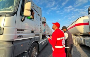 الهلال الأحمر المصري يطلق قافلة «زاد العزة» الـ235 بحمولة من المساعدات الغذائية والطبية والإغاثية لغزة