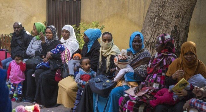 مصر تطالب بدعم دولي لمواجهة أعباء استضافة أكثر من 10 ملايين لاجئ مصر تطالب بدعم دولي لمواجهة أعباء استضافة أكثر من 10 ملايين لاجئ