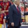 فيفا يستبعد ترامب من الصورة الرسمية لتتويج إسبانيا بكأس العالم 2 khaligyoun46025