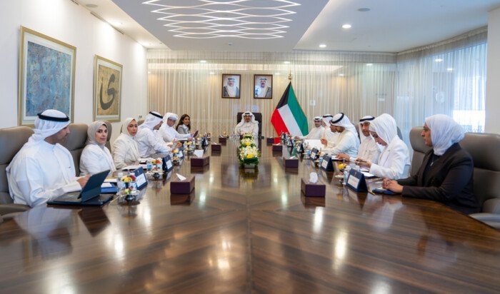 الكويت.. رئيس الوزراء يترأس اجتماع اللجنة الوزارية لمتابعة المشاريع التنموية الكبرى الكويت.. رئيس الوزراء يترأس اجتماع اللجنة الوزارية لمتابعة المشاريع التنموية الكبرى