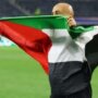 احتفال حسام حسن بعلم فلسطين يشعل غضب الإعلام الإسرائيلي بعد تأهل مصر التاريخي 1 khaligyoun51064