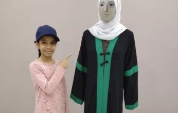 طفلة مصرية تبتكر روبوتًا للإجابة عن الأسئلة الدينية باللغتين العربية والإنجليزية