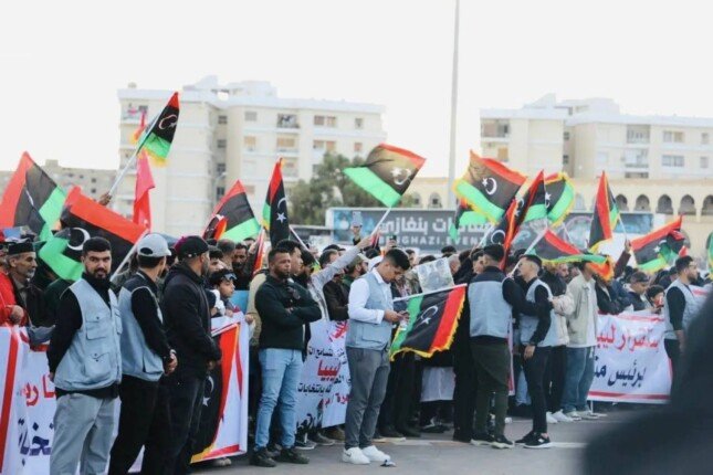ليبيا.. هدوء نسبي في طرابلس بعد احتجاجات واسعة وسط استمرار دعوات التصعيد ليبيا.. هدوء نسبي في طرابلس بعد احتجاجات واسعة وسط استمرار دعوات التصعيد