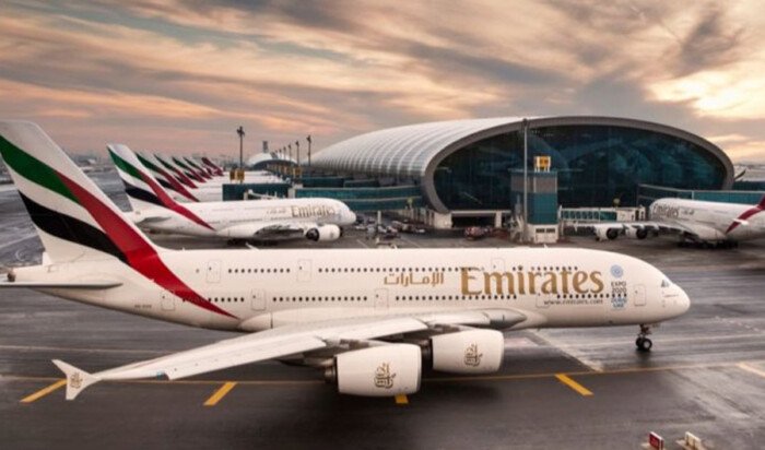الإمارات تعزز مكانتها العالمية في النقل الجوي بنمو 6.1% في أعداد المسافرين الإمارات تعزز مكانتها العالمية في النقل الجوي بنمو 6.1% في أعداد المسافرين
