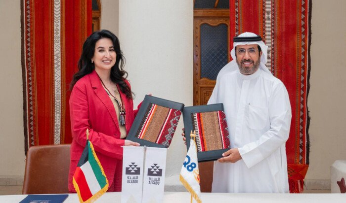 «البترول الكويتية العالمية» توقّع مذكرة تعاون مع جمعية السدو الحرفية «البترول الكويتية العالمية» توقّع مذكرة تعاون مع جمعية السدو الحرفية