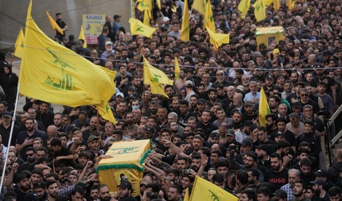 العراق يوجه بتنفيذ عقوبات أمريكية تستهدف ممولي «داعش» وكيانات مرتبطة بحزب الله العراق يوجه بتنفيذ عقوبات أمريكية تستهدف ممولي «داعش» وكيانات مرتبطة بحزب الله