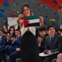 ابنة رئيس كولومبيا ترفع علم فلسطين في حفل تخرجها وتثير تفاعلاً واسعاً 1 khaligyoun68753