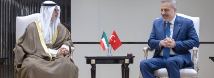 الكويت.. وزير الخارجية ونظيره التركي يبحثان التطورات الإقليمية والدولية