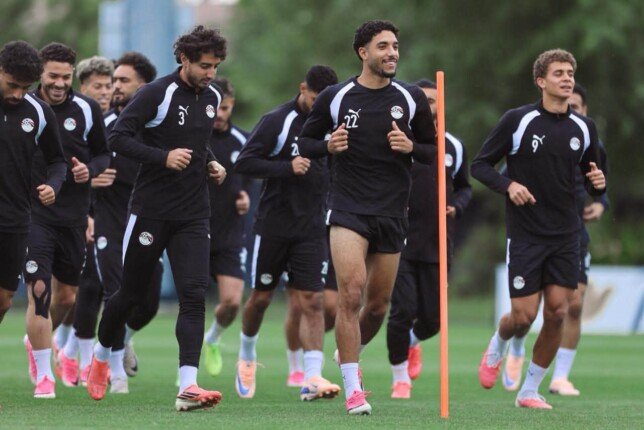 الأوروجوياني تيخيرا حكمًا لمباراة مصر وأستراليا في مونديال 2026