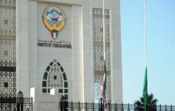 الكويت تدين استهداف مراكزها الحدودية ومنصة نفطية وتحمل إيران والفصائل الموالية لها المسؤولية