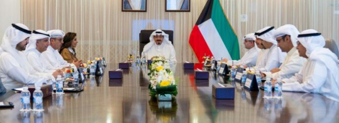رئيس الوزراء الكويتي يترأس اجتماعاً لبحث تطوير البنية التحتية رئيس الوزراء الكويتي يترأس اجتماعاً لبحث تطوير البنية التحتية