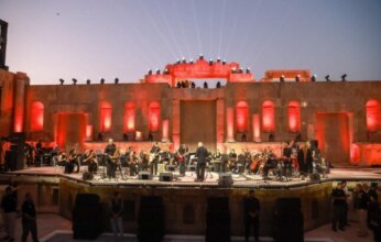 فاتك خلال الليل.. حضور جماهيري ضخم في حفل فرقة «أوتوستراد» بمهرجان جرش