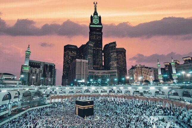 مصر: ضوابط جديدة لتنظيم رحلات العمرة لموسم 1448 ه وضمان حقوق المعتمرين.. تعرّف عليها