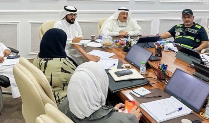 وزير الصحة الكويتي يراجع جاهزية المستشفيات والطوارئ ويؤكد استمرار الخدمات الصحية بكامل كفاءتها وزير الصحة الكويتي يراجع جاهزية المستشفيات والطوارئ ويؤكد استمرار الخدمات الصحية بكامل كفاءتها